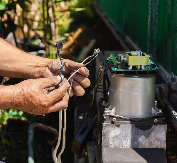 Installation process of automated gate motor