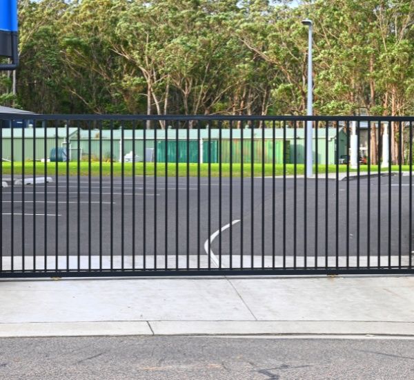 Sleek gate design repair