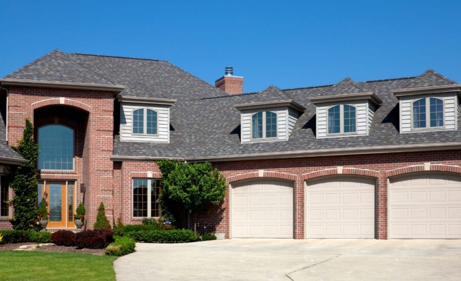 Restore Faded Garage Doors Service