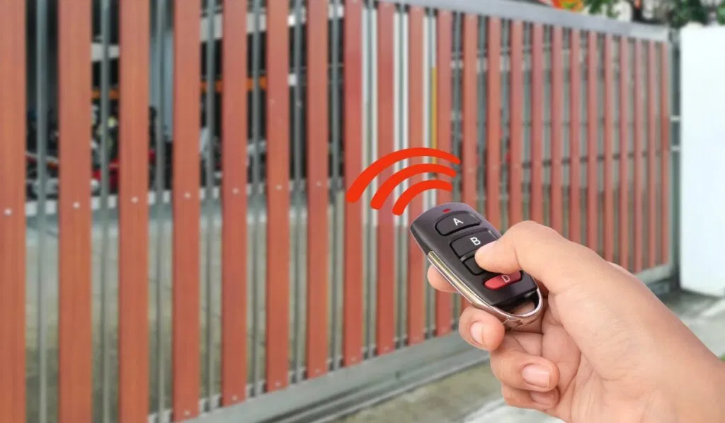 Commercial automatic gate repair service in Los Angeles