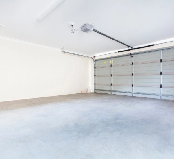 Spacious and clean garage ready for storage or vehicle parking in a modern home