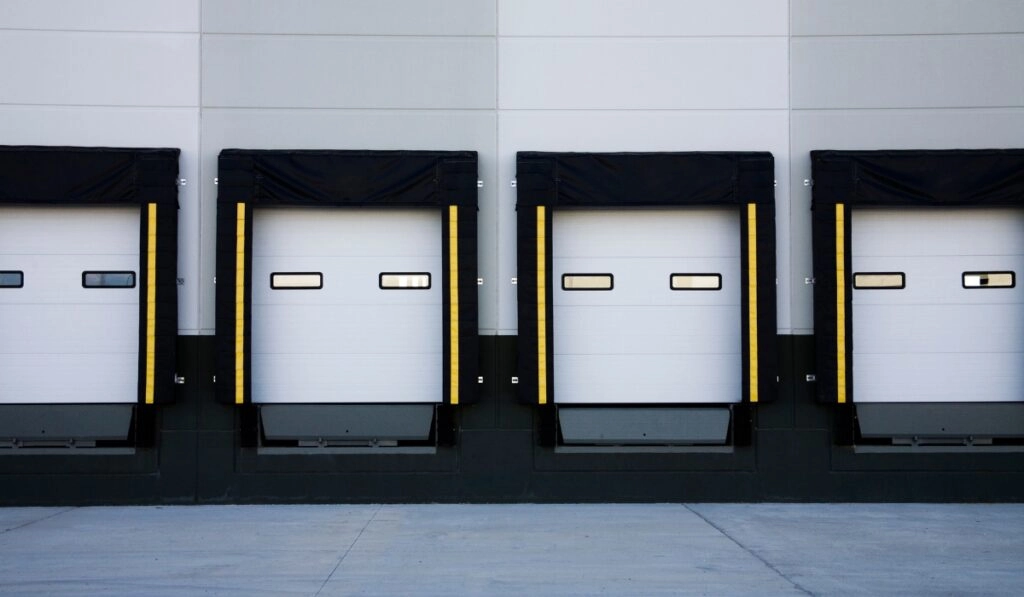 choosing dock seals or dock shelters